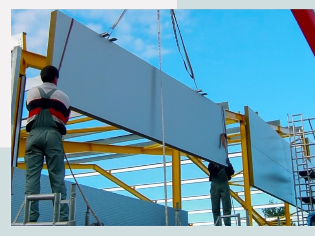 Монтаж сэндвич-панелей в Барнауле от 607 руб.